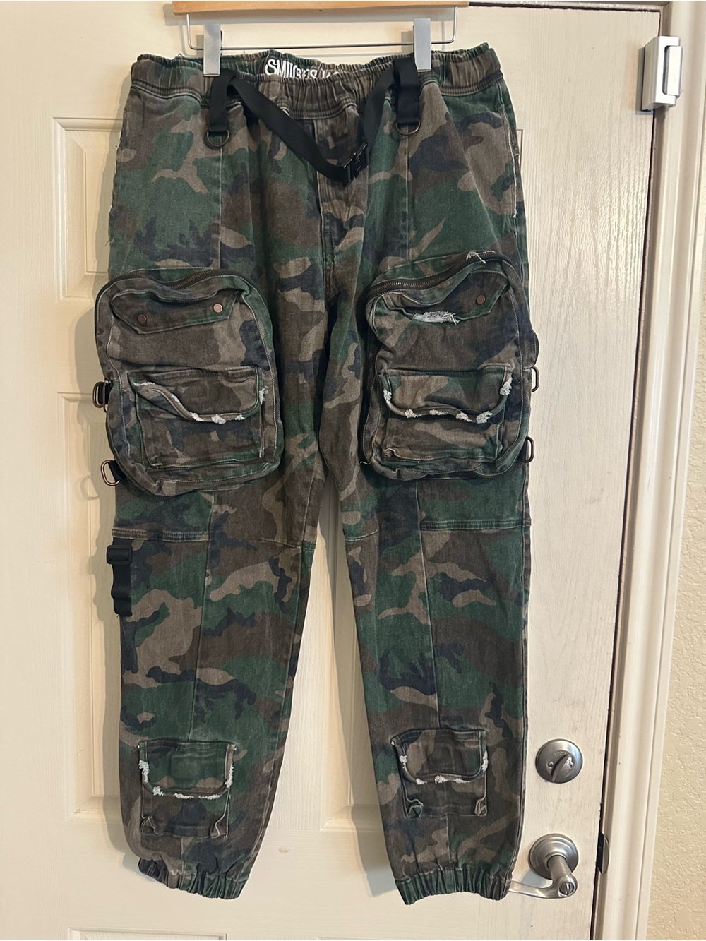 Men’s Green Camo Cargo Pants